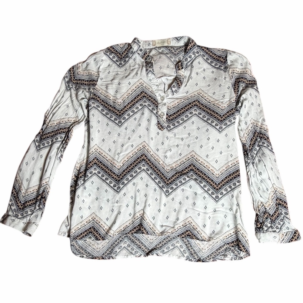 Altar'd State Boho Zig Zag Aztec Henley Blouse L Earthy Neutral Hippie - Picture 2 of 6